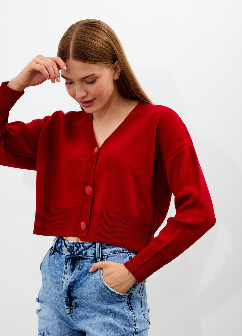 Vav Knitted Winter Buttoned Crop Top Red