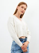 Vav Knitted Winter Buttoned Crop Top Beige