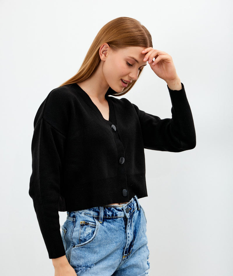 Vav Knitted Winter Buttoned Crop Top Black