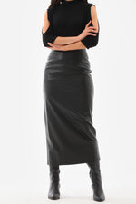 A&W 806420 Skirt Black