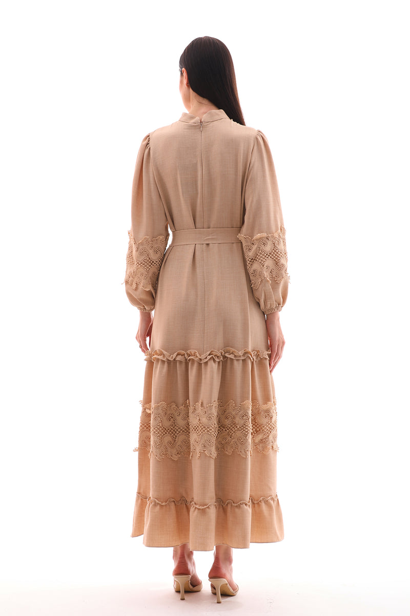 A&M Lace Detailed Dress Beige