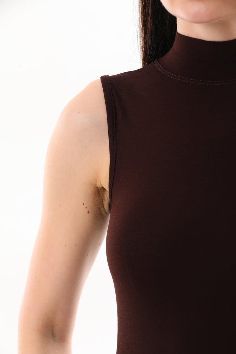 GND Crew Neck Sleeves Body Brown