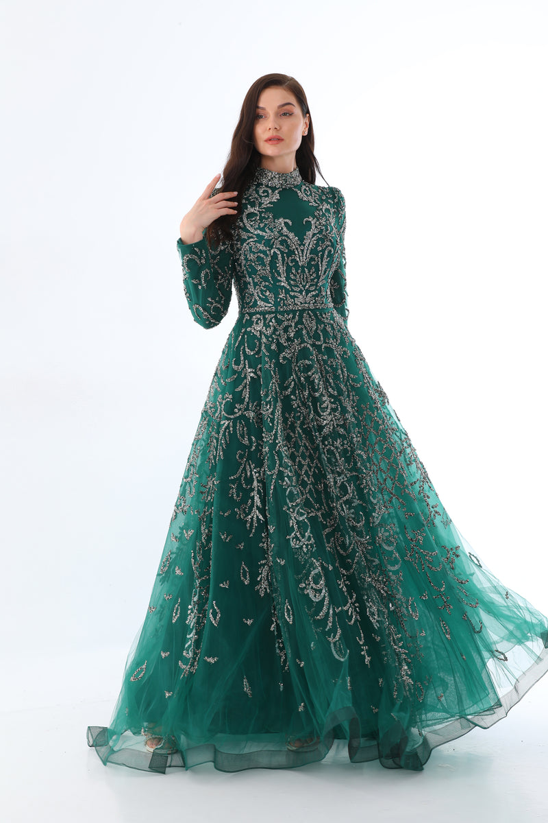 bella green dress you can never go wrong with a green dress dress @stitchesbyandra bella @candidlyclarise stylist @ayamsstyles #bellanaijaweddings #aseobibella #aseobibella
