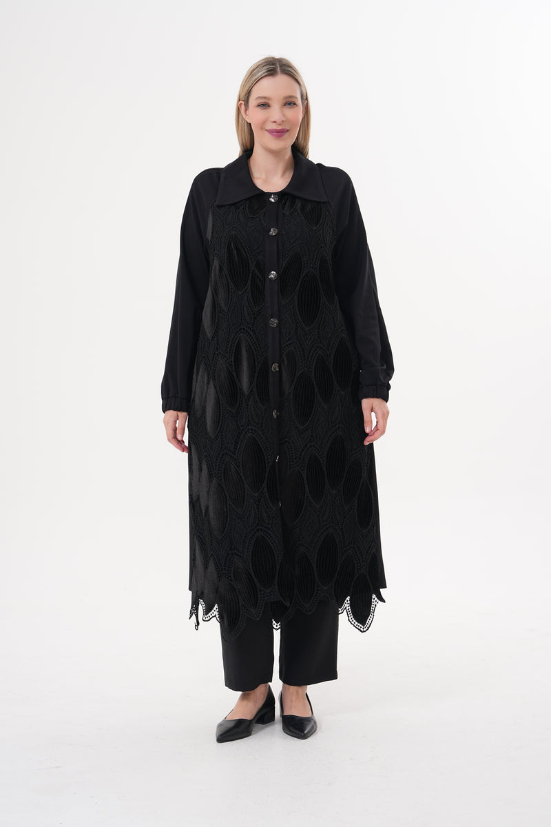 DL Lace Front Dtld Cape Black