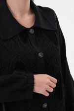 DL Lace Front Dtld Cape Black