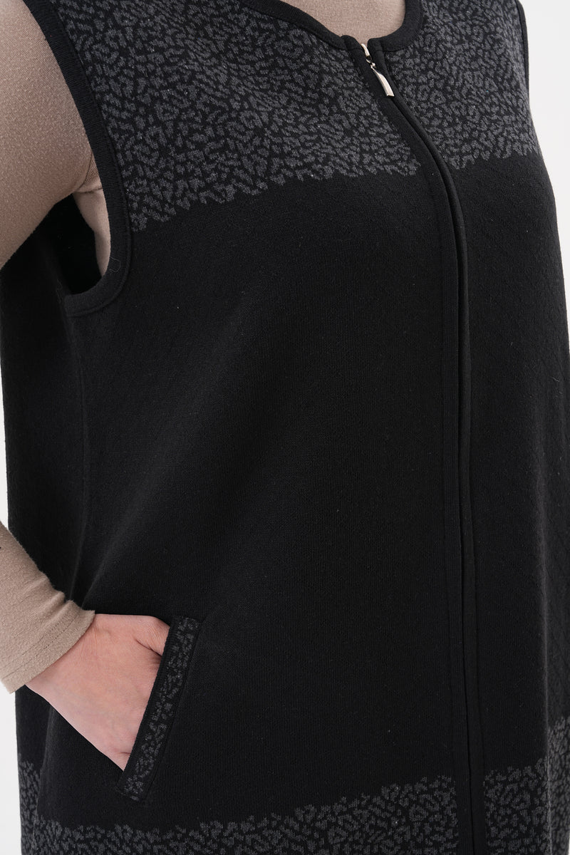 DT Mesude Knitted Vest Black