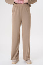 A&W Julia Set Beige