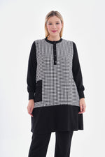 SR Crowfoot Pocket Tunic Black