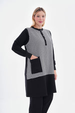 SR Crowfoot Pocket Tunic Black