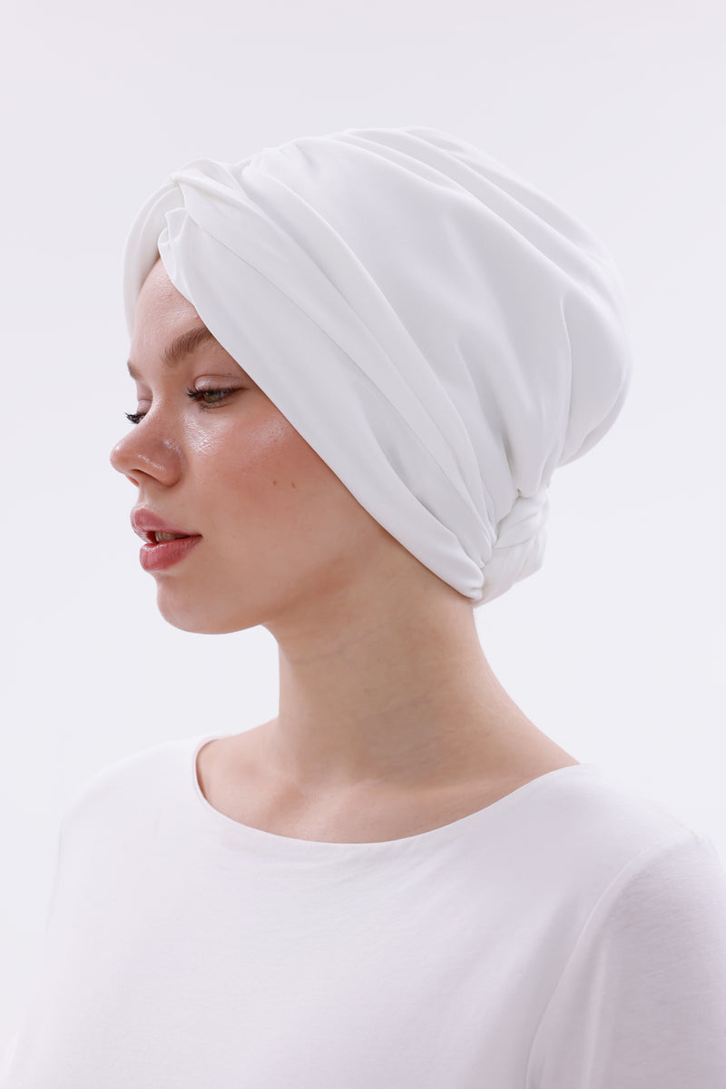 QF 1800 Handmade Turban Ecru