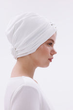 QF 1800 Handmade Turban Ecru
