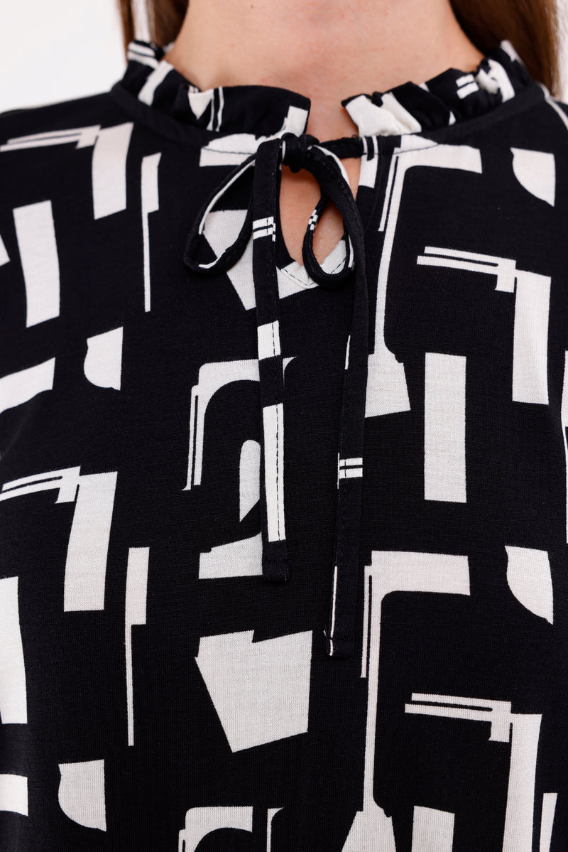 UG Zaje Blouse Black