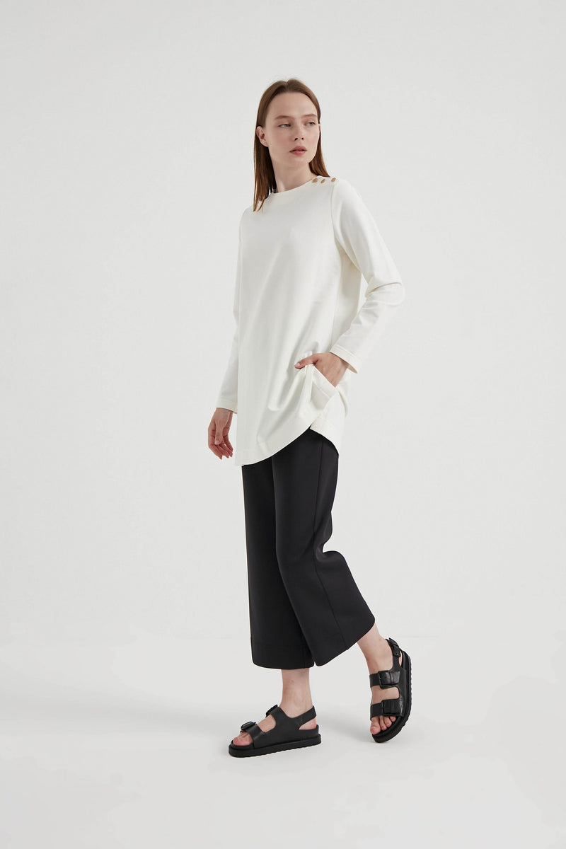 B&A Shoulder Button Sweatshirt Ecru