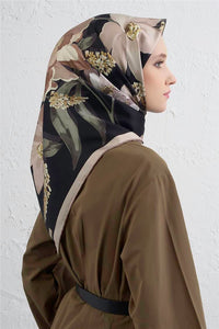 ARMINE Pure Silk Scarf Black
