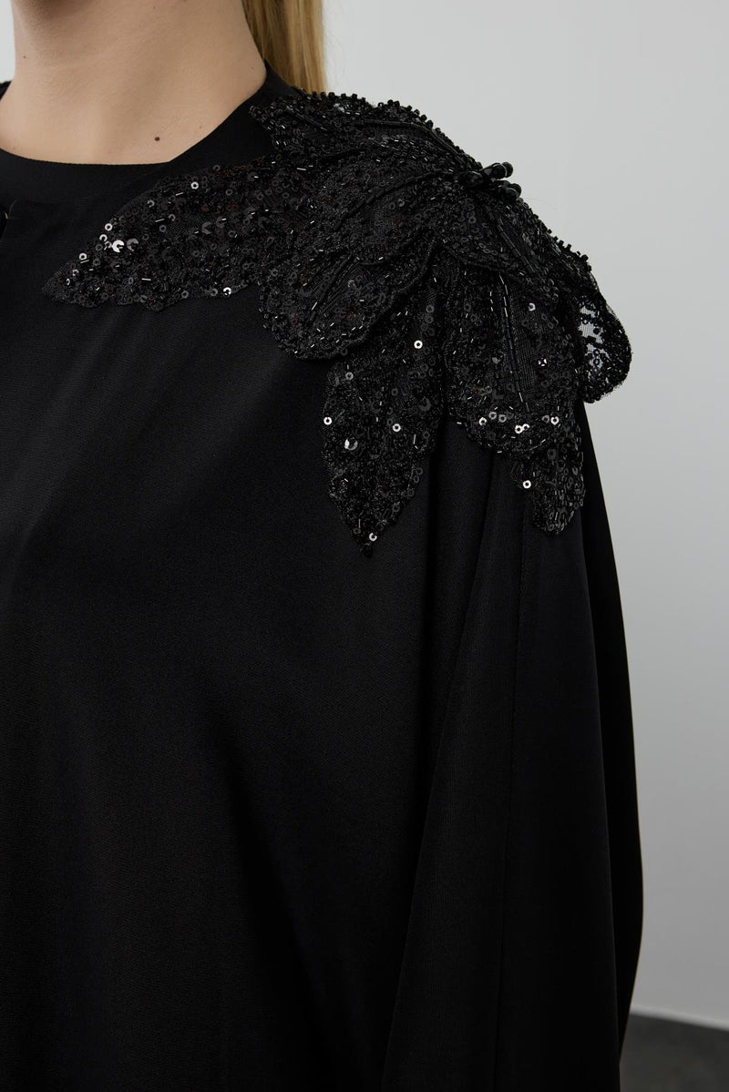HLY Bihter Abaya Black
