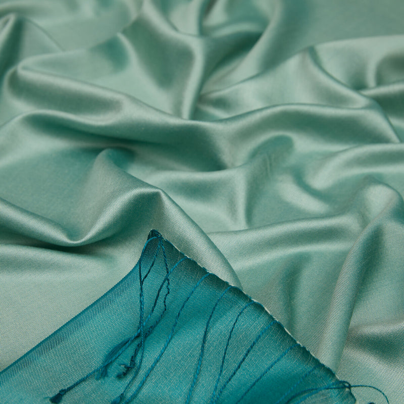 Ipekevi 927 Green Reversible Silk Shawl