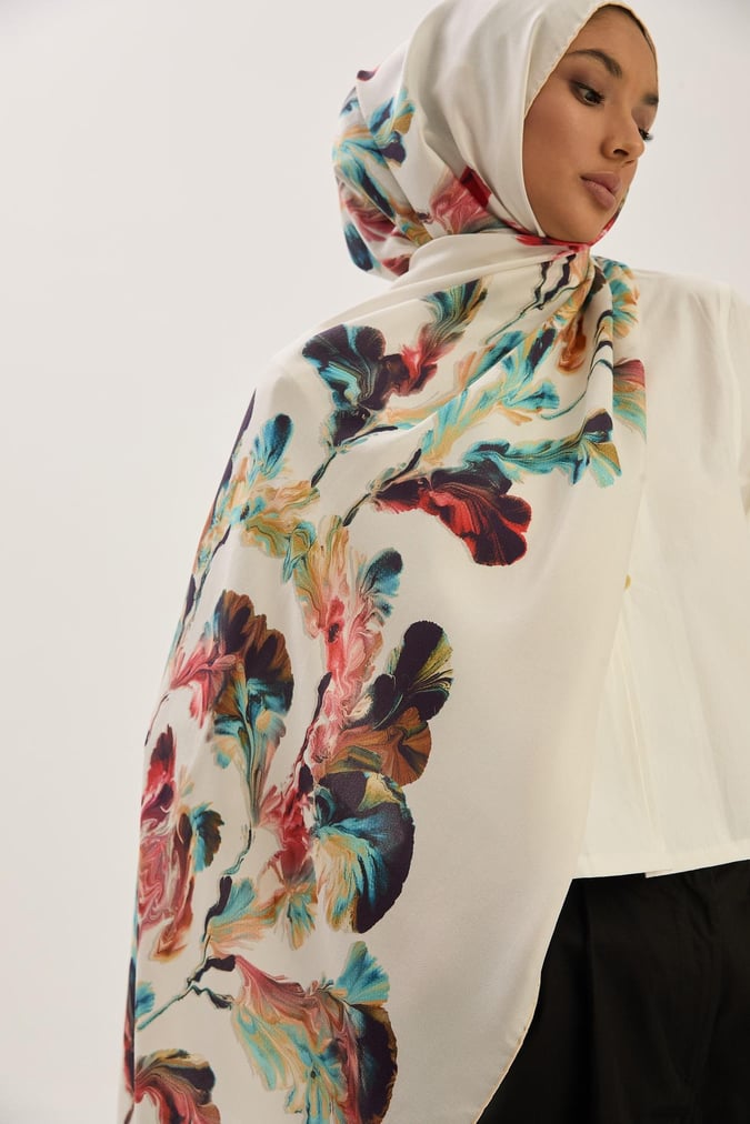 MAISA Reyna Cotton Silk Shawl Ecru