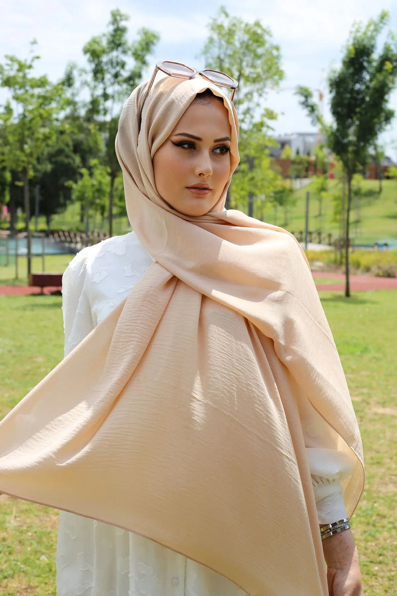 P&F 2138 Jazz Shawl/Skin Color