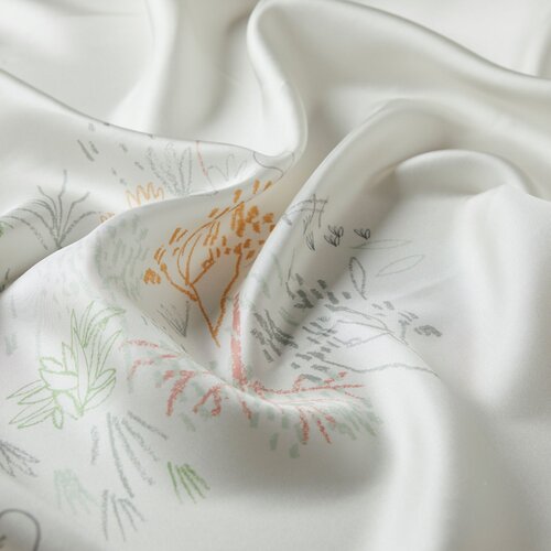 Ipekevi 01269 White Pretty Garden Twill Silk Scarf