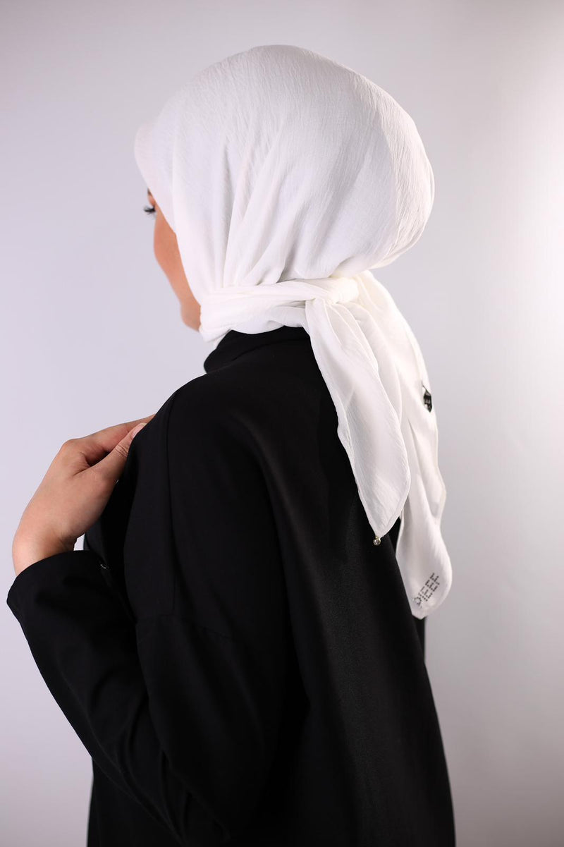 P&F Square Scarf White