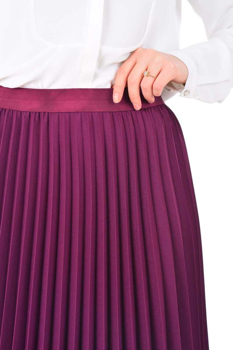 Invee Skirt - Burgundy